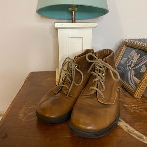 Earth Shoe Chaco Brown Lace up Boots Size 8 W